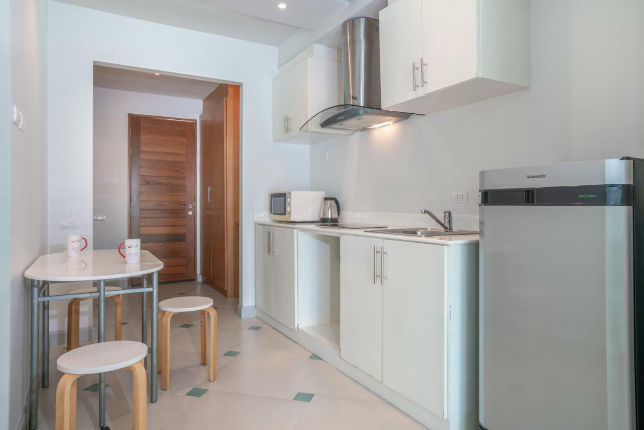 Condor Apartment Nai Harn Eksteriør bilde
