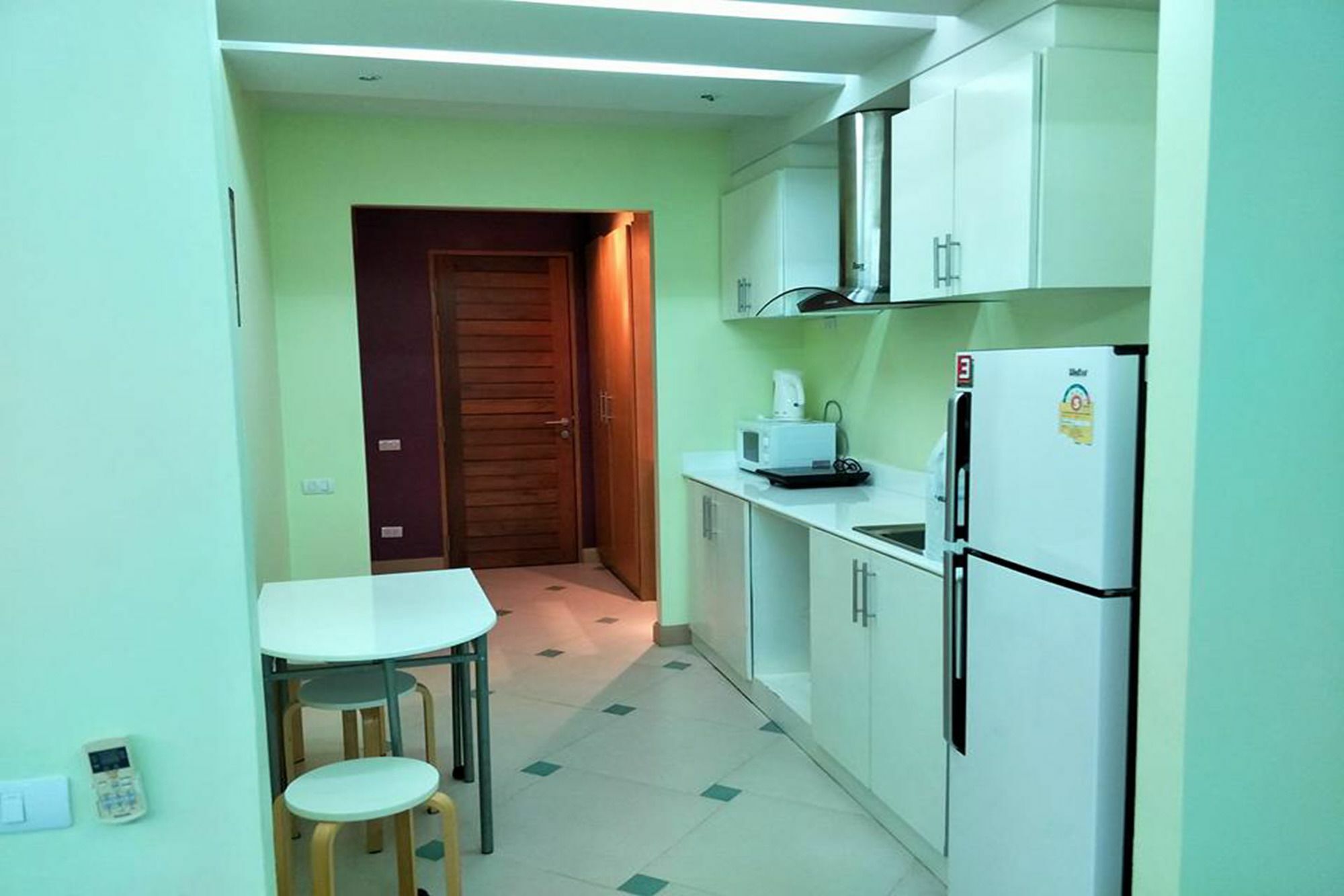 Condor Apartment Nai Harn Eksteriør bilde